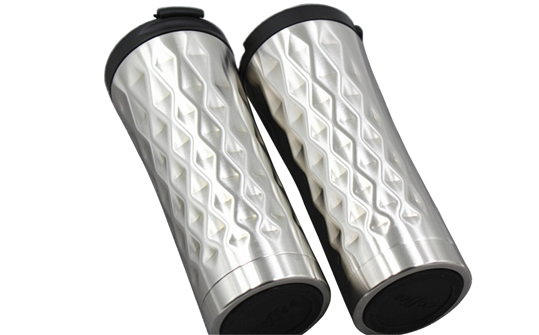 सफेद चित्र 2