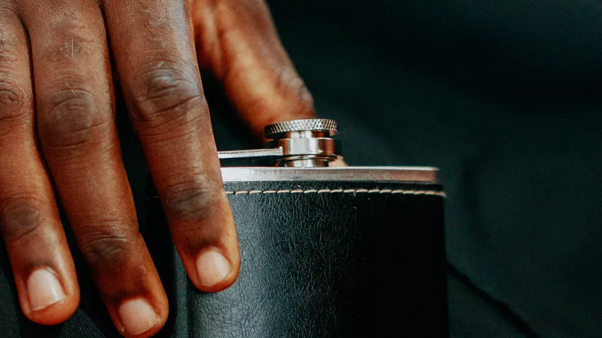 हिप स्टेनलेस फ्लास्क क्या है