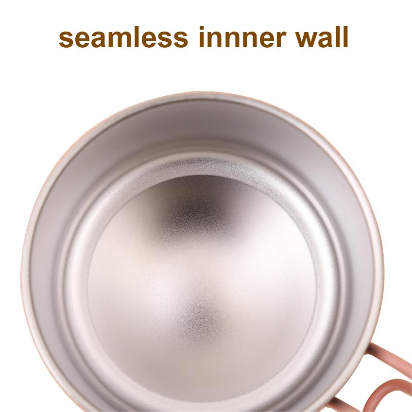 आसान कैरी स्ट्रॉन्ग मेटल आउटडोर हाइकिंग कैम्पिंग मग हैंडल के साथ