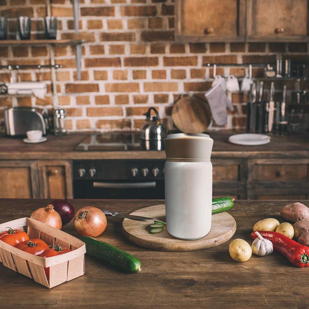 इंसुलेटेड फूड कंटेनर 