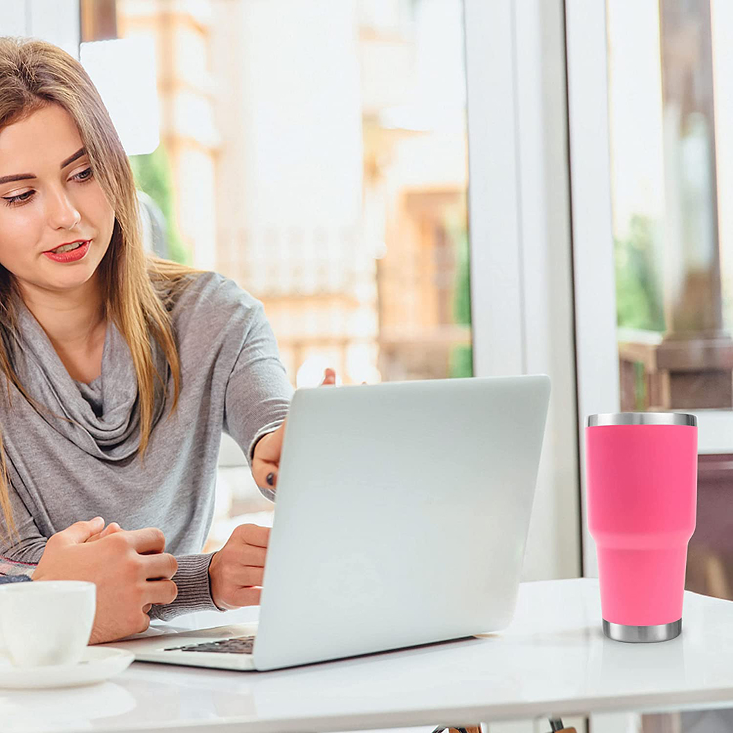 एलआईडी निर्माता के साथ क्लासिक थर्मल इंसुलेटेड कार टम्बलर मग 